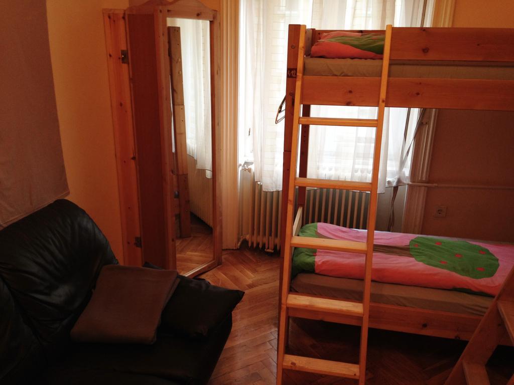 Yolo Hostel 布达佩斯 客房 照片