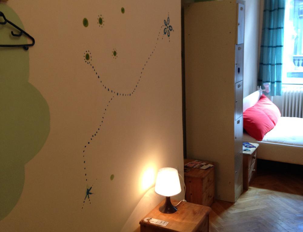 Yolo Hostel 布达佩斯 客房 照片